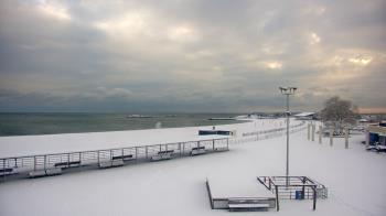 Weather camera view of Ocean Beach Park.