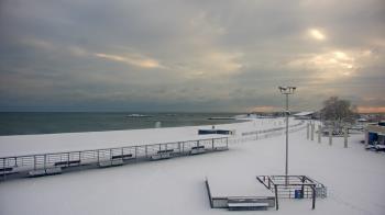 Weather camera view of Ocean Beach Park.