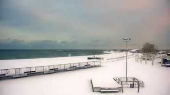 Weather camera view of Ocean Beach Park.