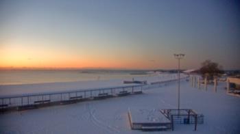 Weather camera view of Ocean Beach Park.