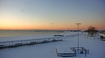 Weather camera view of Ocean Beach Park.