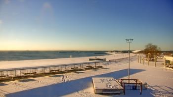 Weather camera view of Ocean Beach Park.