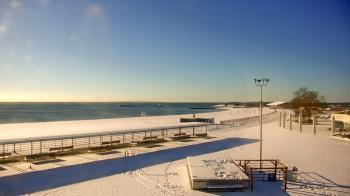 Weather camera view of Ocean Beach Park.