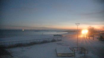 Weather camera view of Ocean Beach Park.