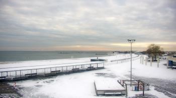 Weather camera view of Ocean Beach Park.