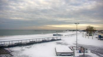 Weather camera view of Ocean Beach Park.