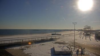 Weather camera view of Ocean Beach Park.