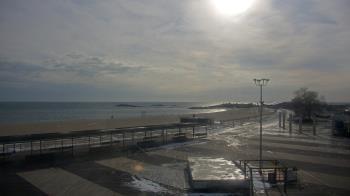 Weather camera view of Ocean Beach Park.