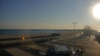 Weather camera view of Ocean Beach Park.