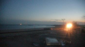 Weather camera view of Ocean Beach Park.