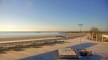 Weather camera view of Ocean Beach Park.
