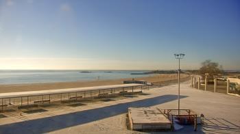 Weather camera view of Ocean Beach Park.