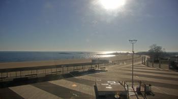 Weather camera view of Ocean Beach Park.