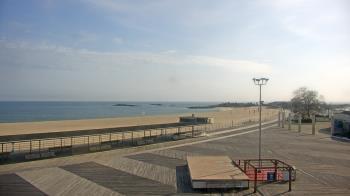Weather camera view of Ocean Beach Park.
