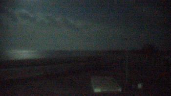 Weather camera view of Ocean Beach Park.