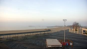 Weather camera view of Ocean Beach Park.