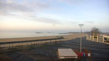 Weather camera view of Ocean Beach Park.