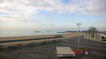 Weather camera view of Ocean Beach Park.