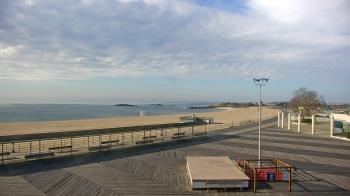 Weather camera view of Ocean Beach Park.