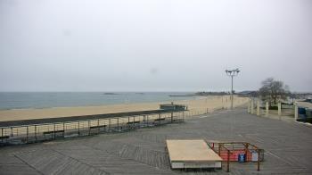 Weather camera view of Ocean Beach Park.