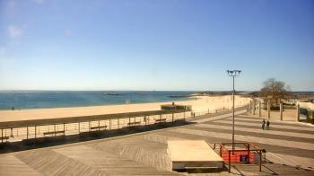 Weather camera view of Ocean Beach Park.