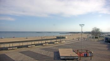 Weather camera view of Ocean Beach Park.