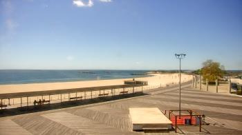 Weather camera view of Ocean Beach Park.