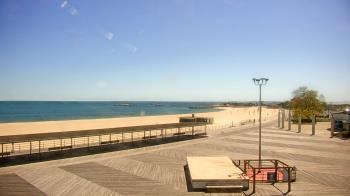 Weather camera view of Ocean Beach Park.