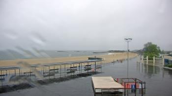 Weather camera view of Ocean Beach Park.