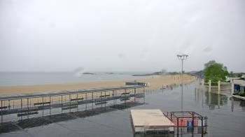 Weather camera view of Ocean Beach Park.