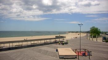Weather camera view of Ocean Beach Park.