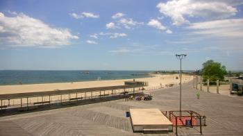 Weather camera view of Ocean Beach Park.