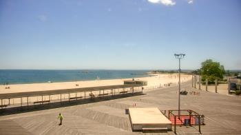 Weather camera view of Ocean Beach Park.