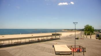 Weather camera view of Ocean Beach Park.