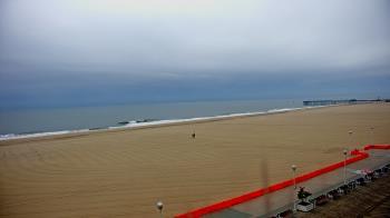 Weather camera view of Plim Plaza Hotel.