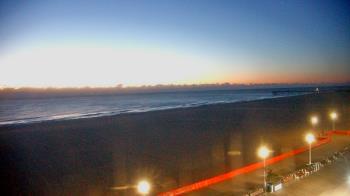 Weather camera view of Plim Plaza Hotel.