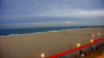 Weather camera view of Plim Plaza Hotel.