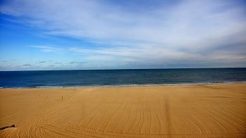 Weather camera view of Plim Plaza Hotel.