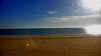 Weather camera view of Plim Plaza Hotel.