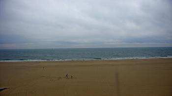 Weather camera view of Plim Plaza Hotel.