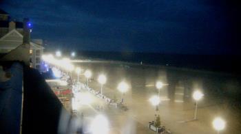 Weather camera view of Plim Plaza Hotel.
