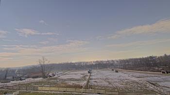 Weather camera view of Orchard Hill.