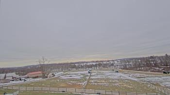 Weather camera view of Orchard Hill.