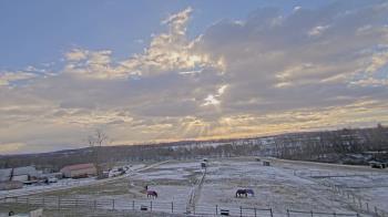 Weather camera view of Orchard Hill.