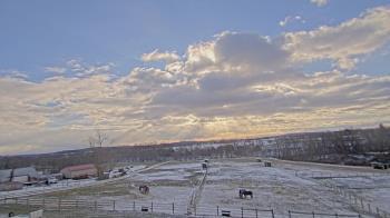 Weather camera view of Orchard Hill.