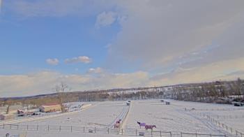 Weather camera view of Orchard Hill.