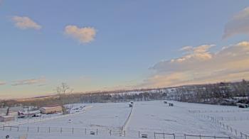 Weather camera view of Orchard Hill.