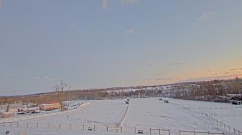 Weather camera view of Orchard Hill.