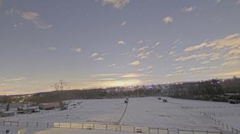Weather camera view of Orchard Hill.