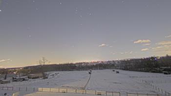 Weather camera view of Orchard Hill.